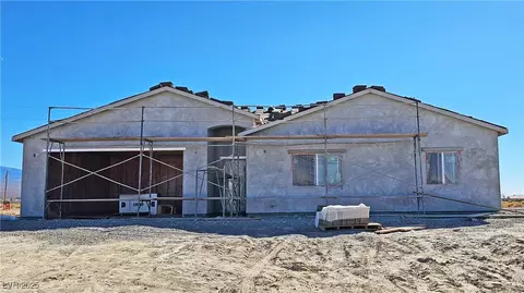 591 Nikki Ln, Pahrump, NV 89060