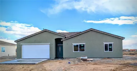601 Nikki Way, Pahrump, NV 89060