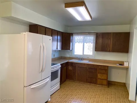 Kitchen - 27 Connors Ct, Ely, NV 89301 photo 1 of 1
