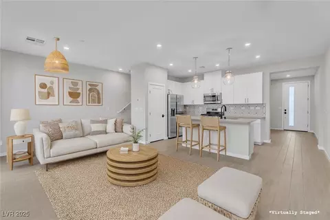 9276 Desert Pearl Ave, Las Vegas, NV 89148