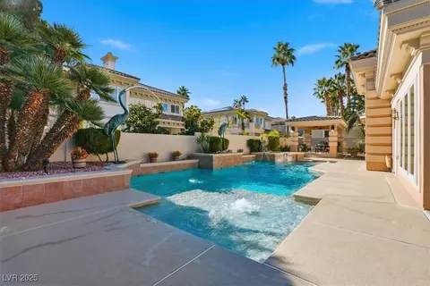277 Dark Forest Ave, Las Vegas, NV 89123