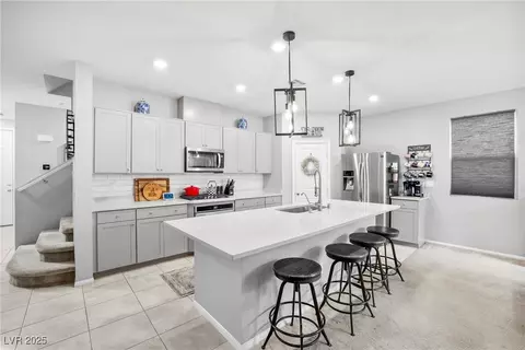 9742 W Meranto Ave, Las Vegas, NV 89178