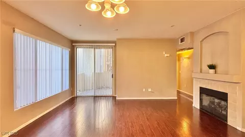 7135 S Durango Dr #106, Las Vegas, NV 89113
