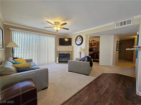 5710 E Tropicana Ave #2039, Las Vegas, NV 89122