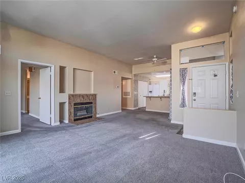 3125 N Buffalo Dr #2121, Las Vegas, NV 89128