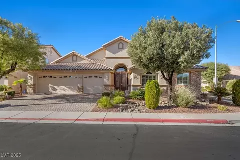 3704 White Lion Ln, North Las Vegas, NV 89084