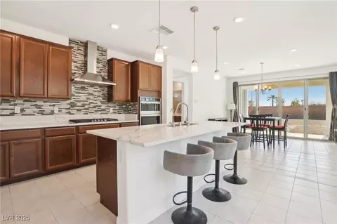 2255 Woodbluff Ave, North Las Vegas, NV 89086
