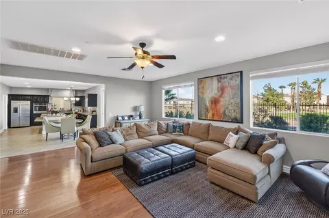 496 Via Del Foro Dr, Henderson, NV 89011