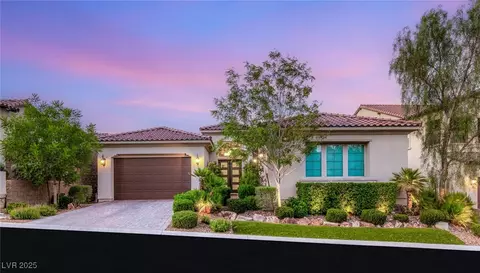 11394 Villa Bellagio Dr, Las Vegas, NV 89141