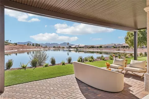 2695 Olivia Heights Ave, Henderson, NV 89052