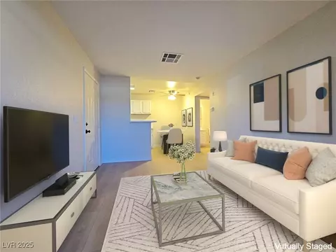 5171 Lindell Rd #102, Las Vegas, NV 89118