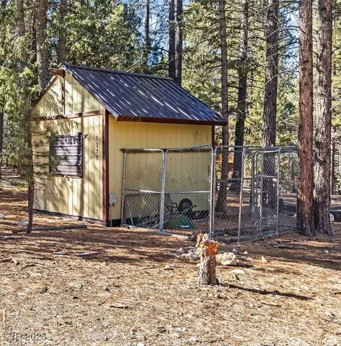 1275 N Piute Dr, Duck Creek Village, UT 84762