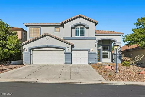 7816 Red Leaf Dr, Las Vegas, NV 89131