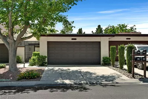 3073 Conquista Ct, Las Vegas, NV 89121