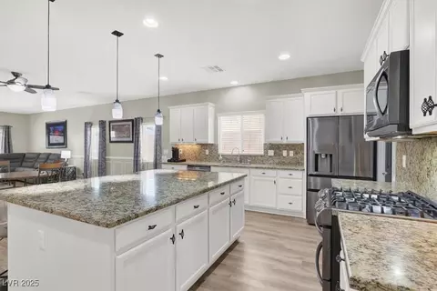 1405 Fantastic Ct, North Las Vegas, NV 89081