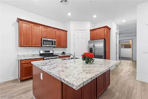 778 Hibiscuss Blossom St, Henderson, NV 89011