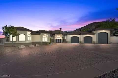 211 Granite Ct, Boulder City, NV 89005