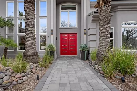 9001 Night Owl Ct, Las Vegas, NV 89134
