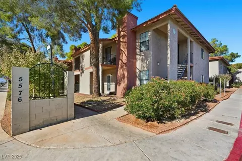 5576 W Rochelle Ave #6A, Las Vegas, NV 89103