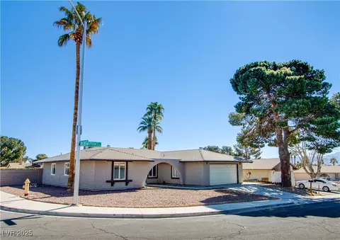 5278 Hilltop St, Las Vegas, NV 89120
