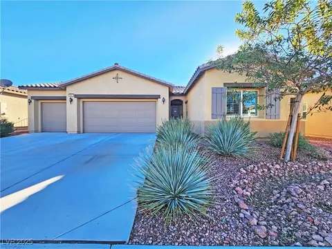 5441 E La Campana Dr, Pahrump, NV 89061