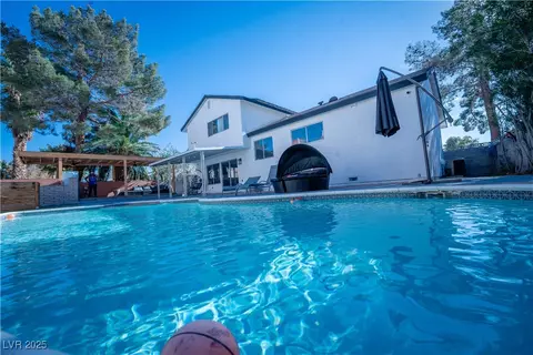 1708 Crest Ave, Las Vegas, NV 89119
