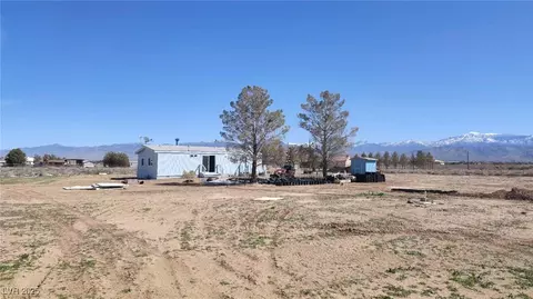 961 W Elderberry St, Pahrump, NV 89048