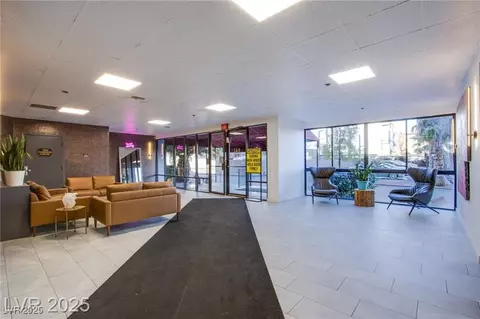 3930 University Center Dr #512, Las Vegas, NV 89119