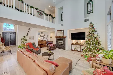 8810 Arroyo Azul St, Las Vegas, NV 89131