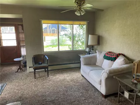Living - 736 Avenue G, Ely, NV 89301 photo 2 of 4