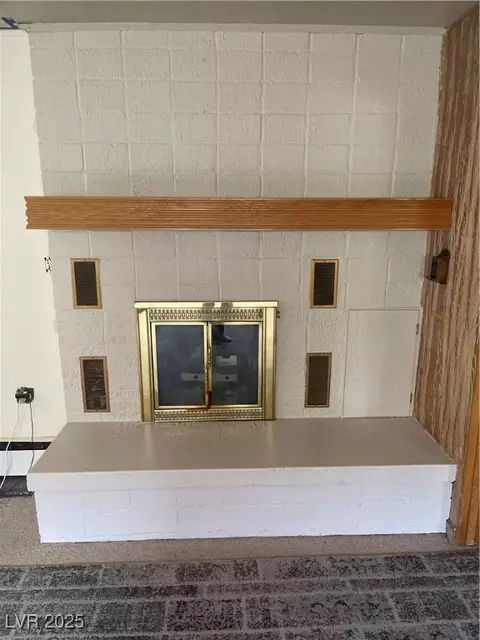 Living - 736 Avenue G, Ely, NV 89301 photo 3 of 4