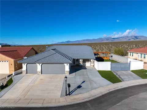 3630 E Vineyard Dr, Pahrump, NV 89048