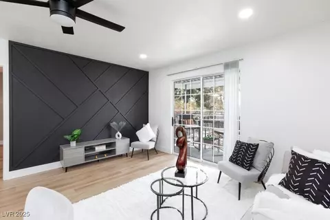 3823 S Maryland Pkwy #5, Las Vegas, NV 89119