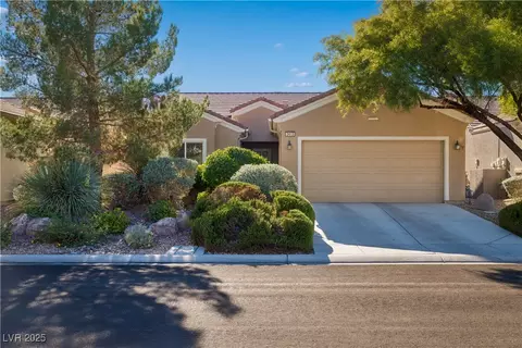 2413 Great Auk Ave, North Las Vegas, NV 89084