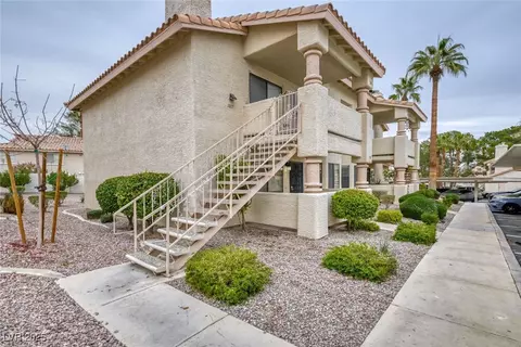 1017 Falconhead Ln #102, Las Vegas, NV 89128
