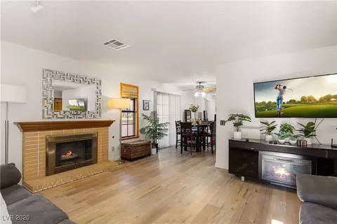 6663 W Tropicana Ave #104, Las Vegas, NV 89103