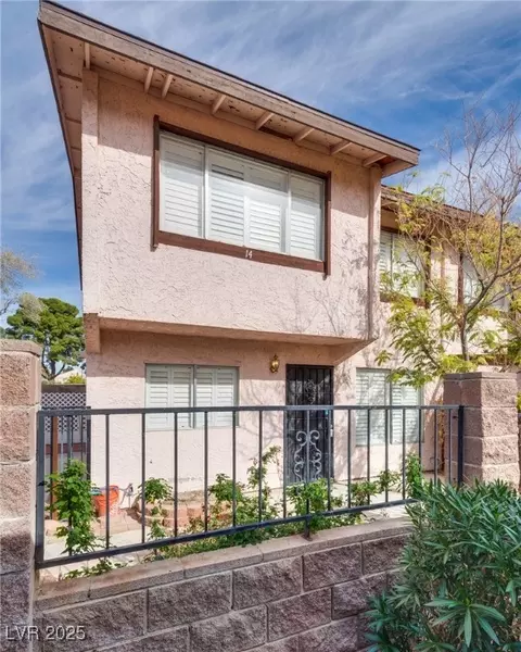 4363 Spencer St #14, Las Vegas, NV 89119