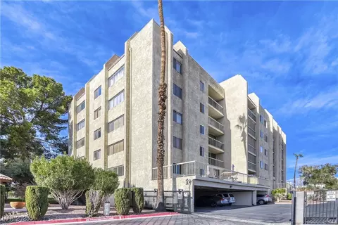 745 N Royal Crest Cir #141, Las Vegas, NV 89169