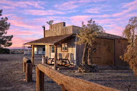 5770 S Peterson Rd, Amargosa Valley, NV 89020