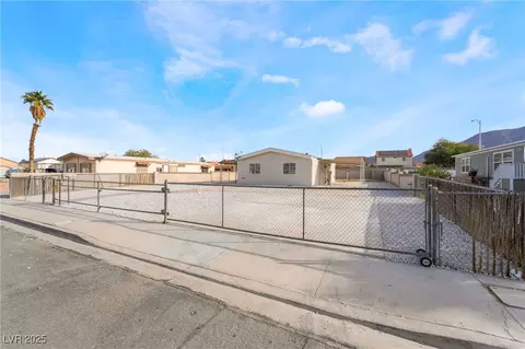 2576 Athena Dr, Las Vegas, NV 89156