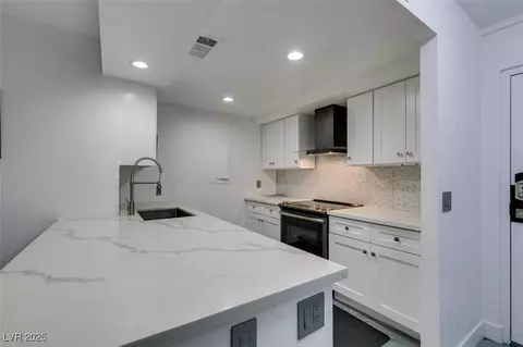 205 E Harmon Ave #101, Las Vegas, NV 89169