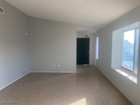 Living - 3027 Soledad Dr, Laughlin, NV 89029 photo 3 of 3