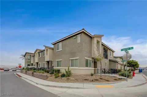 12106 Azure Gate Rd #3, Las Vegas, NV 89183