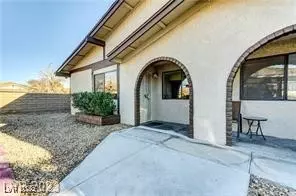 5705 Smoke Ranch Rd #B, Las Vegas, NV 89108