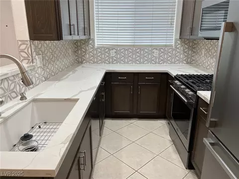 2201 Ramsgate Dr #514, Henderson, NV 89074