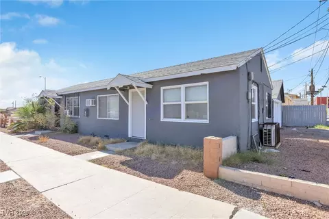 329 N 8th St, Las Vegas, NV 89101