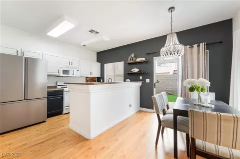 2581 Velez Valley Way, Henderson, NV 89002