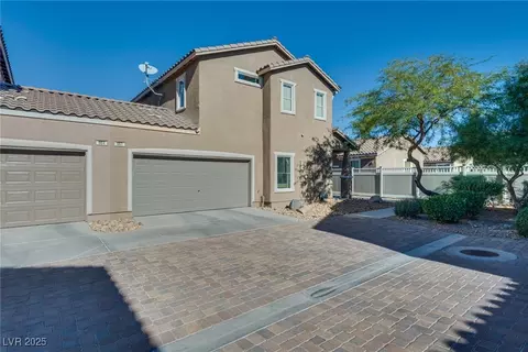 962 Wembly Hills Pl, Henderson, NV 89011