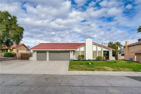 702 Montvilla Dr, Las Vegas, NV 89123