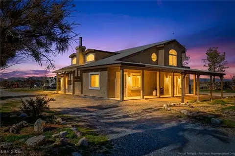 2570 E Kellogg Rd, Pahrump, NV 89048